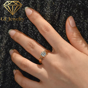 Bague de fiançailles solitaire en or rose 18 carats avec diamant de laboratoire taille ancienne européenne, style antique ondulé, pour femme - Product Image 4