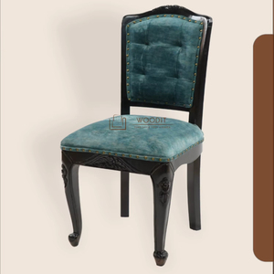 Muebles de comedor inspirados en el estilo Luis XVI con base de madera maciza y silla con respaldo cuadrado tapizado en terciopelo azul a precio de fábrica - Product Image 2