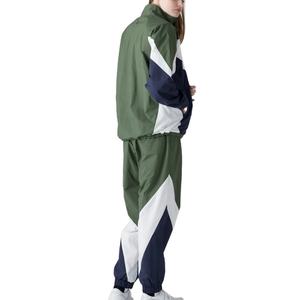 Chaqueta Cortavientos Impermeable con Capucha y Logotipo Personalizado Unisex, Chaqueta Deportiva de Senderismo para Hombre, Chaqueta Cortavientos de Color Liso - Product Image 5