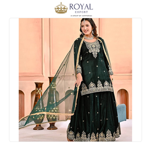 La Mejor Colección de Ropa India Festiva de Diseñador: Traje Sharara de Terciopelo Pesado Puro con Bordado de Lentejuelas - Product Image 4