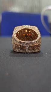 แหวนฮิปฮอปชุบโรเดียมประดับโมอิสซาไนต์สังเคราะห์ขายดีที่สุดสำหรับทุกเพศ เครื่องประดับระยิบระยับสำหรับแฟชั่นและงานพิเศษ - Product Image 5