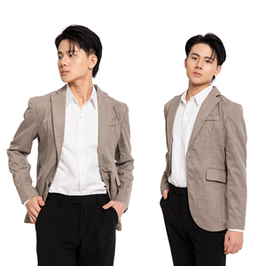 เสื้อเบลเซอร์ผู้ชายสีคาเฟ่ กระดุมแถวเดียว ปกคอปก ทรงปกติ ผ้าโพลีเอสเตอร์ทอ สไตล์อังกฤษ รับผลิตแบบ OEM/ODM - Product Image 1