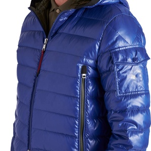 Chaqueta acolchada con capucha clásica para hombre, abrigo alternativo personalizado, abrigo de invierno acolchado brillante - Product Image 3