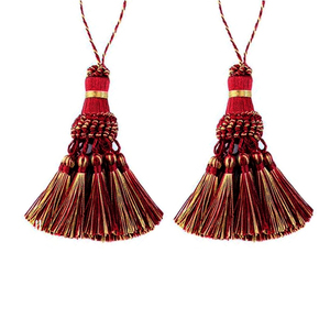 Grossiste en pompons de cérémonie sur mesure, en polyester/nylon, de haute qualité, nouvelle arrivée - Product Image 1