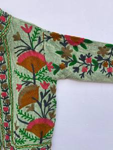Chaqueta Floral de Algodón Reversible Bordada en Verde Invierno, Hecha a Mano, Talla Grande, Diseño Étnico Tradicional - Product Image 4