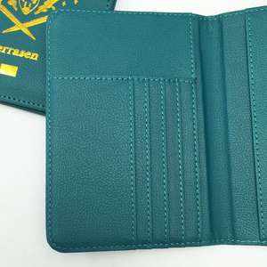 Cartera de Viaje Familiar Personalizada, Porta Pasaportes de Cuero PU Verde - Product Image 5