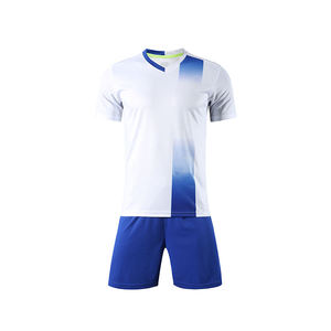 Proveedor de Uniformes de Fútbol de Alta Calidad para Exportación, Fabricante de Ropa Deportiva Personalizada con Impresión de Nombres y Números - Product Image 1