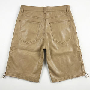 Shorts Unisex de Diseño, Color Negro Sólido, Cintura Elástica, Estilo Cuero, Cargo, Streetwear, Hip Hop, Urban, Maluza Industries - Product Image 3