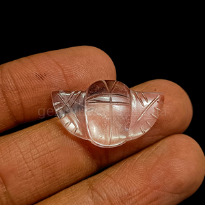Piedra preciosa tallada a mano con forma de escarabajo egipcio bohemio tallado de cuarzo de cristal Natural, abalorios de cara de escarabajo de 22mm para la fabricación de joyas - Product Image 1