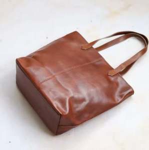 Sac à bandoulière en cuir véritable de qualité supérieure pour femmes, sac à main élégant de créateur, prix de gros par l'exportateur - Product Image 6