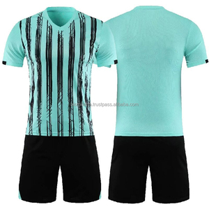 Uniforme de football Design personnalisé, uniforme avec impression par Sublimation, vente en gros, nouvelle collection 2021 - Product Image 4