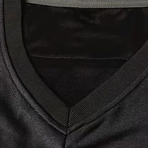 ออกแบบชื่อและหมายเลขได้ตามต้องการ เสื้อฟุตบอลชายแขนสั้นทรงหลวมระบายอากาศได้ดี คอวี ปักลายเสื้อรักบี้ - Product Image 6