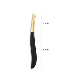 Pinzas para Pestañas Ryzer Studio Volume, Punta Puntiaguda, Acero Inoxidable, Chapado en Oro, Mango Cómodo, Estilo Lujoso y Ecológico - Product Image 2