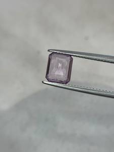 2.19 CT Spinelle naturelle de Mahenge, taille émeraude, pierre précieuse rose-violette à facettes, effet de couleur, Zehra Gems & Jewellery, pour la fabrication de bijoux - Product Image 3
