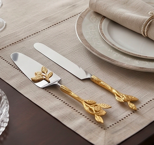 Ensemble couteau à pain et spatule à pain avec manche en forme de branche dorée, couverts en métal vintage pour mariages et présentations de table - Product Image 5