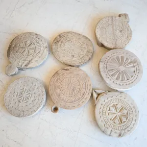 Vintage White Wash Wooden Chapati <b>Rolling</b> Board Cookies Design Plate Hand Carved Floral Decorative Kitchen Decor - Product Image 3