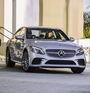 รถยนต์ซีดาน 4MATIC สมรรถนะเสถียร รถเมอร์เซเดส-เบนซ์ C-Class มือสอง พร้อมเทคโนโลยีการขับขี่ขั้นสูง - Product Image 5