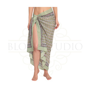 Sarong en coton imprimé à la main très demandé pour femme, léger, idéal comme cache-maillot de bain, pour la plage et les vacances d'été - Product Image 2