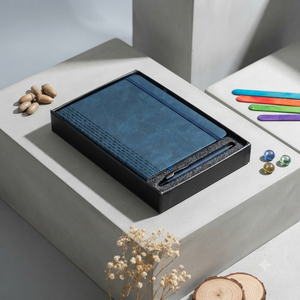 Coffret Cadeau Stylo Bille et Agenda Relié en Velours PU Bleu Premium Aurelux 192 Pages Gravure Laser/Estampage/Relief Professionnelle - Product Image 5