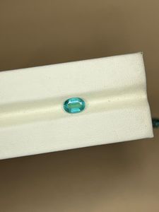 Esmeralda Zambiana Natural, Corte Ovalado, 1.3 Quilates, 8.5x6x4mm, Piedra Preciosa Astrológica para Joyería y Manualidades - Product Image 2