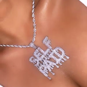 Chaîne gourmette cubaine Miami en argent sterling 925 de 18 mm, plaquée or blanc, avec montres Moissanite style Hip Hop, design unique, cadeau - Product Image 1