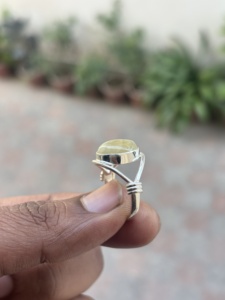 Elegante Anillo de Boda de Plata de Ley 925 Hecho a Mano con Piedra Preciosa Natural de Rutilo Dorado y Engaste Pavé - Los Mejores Proveedores al por Mayor - Product Image 3