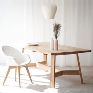 Juego de muebles para comedor compuesto por una mesa y sillas hechas de madera de teca de alta calidad; perfectamente apto para restaurantes. - Product Image 4