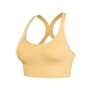 Soutien-gorge de sport respirant à maintien élevé pour femme avec logo frontal, en Spandex/Polyester, fabriqué au Pakistan, pour le yoga et les activités sportives. - Product Image 4