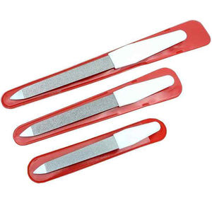 Lime à ongles compacte en acier inoxydable de qualité supérieure pour les voyages et l'usage personnel, fabriquée sur site avec une qualité élevée - Product Image 1