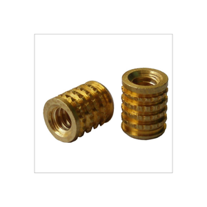 Inserto Ultra de Latón de Primera Calidad con Pernos para Conexiones Roscadas Seguras y Piezas de Maquinaria - Product Image 1