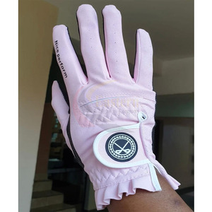 ถุงมือหนังแกะคุณภาพพรีเมียม 100% แท้ สำหรับตีกอล์ฟบุรุษ  รับสกรีนโลโก้ ระบายอากาศได้ดี สวมใส่สบาย มีจำหน่ายแล้ว - Product Image 3
