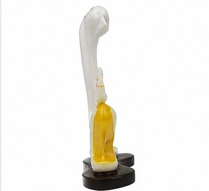 Sculpture en céramique blanche de Ganesh, figurine animale faite à la main, décoration de table contemporaine de luxe pour la maison, le bureau et le salon - Product Image 5