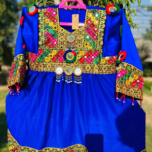 En gros personnalisé Top Vente Velours Matériel Afghan Kuchi Frock Disponible En Couleurs Et Conceptions Personnalisées robes kuchi afghanes - Product Image 1