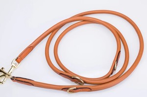 Correa de Cuero Enrollada Ajustable para Perros de la Marca Pear Tannery - Product Image 2