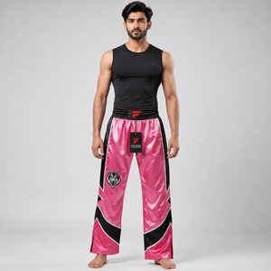 Pantalon de kick-boxing athlétique offrant un tissu léger, un confort respirant et une qualité fiable pour une pratique régulière. - Product Image 1