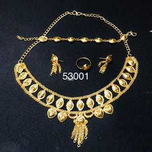 Ensemble collier et boucles d'oreilles pendantes élégants en zircon plaqué or, design feuille tendance pour mariage 53001 - Product Image 1