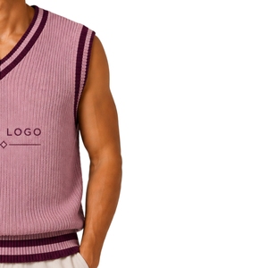 Gilet pull sans manches en tricot pour homme, rose poudré avec rayures contrastées prune, col en V, personnalisable avec logo, en laine et acrylique, OEM - Product Image 4