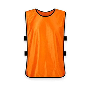 Petos de Entrenamiento de Fútbol Reforzados y Cosidos, Diseño Personalizado, Promoción, Alta Calidad, Ligeros y Transpirables - Product Image 2