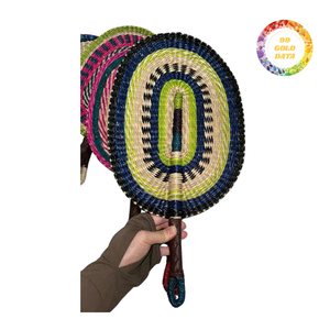 Ventilador de mano de hierba marina más vendido: solución portátil de refrigeración para bodas al aire libre y eventos festivos. Precio. - Product Image 1
