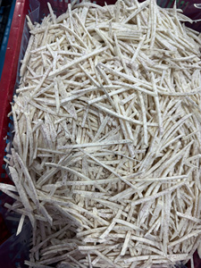 Low Cost Frozen Shredded Taro Uniform Long Shreds for Korea Restaurant Market Direct Factory Sale Wholesale Bulk Supply - Product Image 2