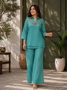 Ensemble indien pakistanais pour femmes, chemise à manches longues et pantalon large, orné de perles turquoise, tenue modeste pour tous les jours et les fêtes - Product Image 1