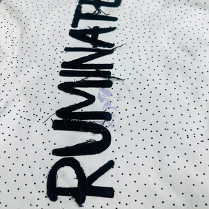เสื้อฮู้ดดี้แฟชั่นสุดฮิต คุณภาพพรีเมียม ซิปแต่งลายขาดๆ ประดับคริสตัล ซิปแบบรูดขึ้นลง ล้างสีแบบแอซิดวอช เสื้อฮู้ดดี้ผ้าฟลีซสำหรับผู้ชาย สไตล์สตรีทแวร์ - Product Image 2