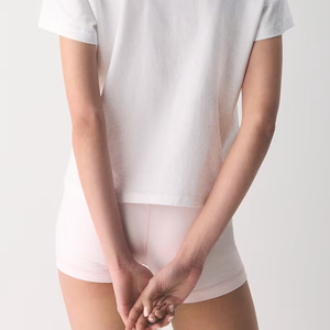 T-shirt tendance pour femme, imprimé graphique, streetwear décontracté, tissu respirant, léger, collection été, vente en gros, élégant - Product Image 6