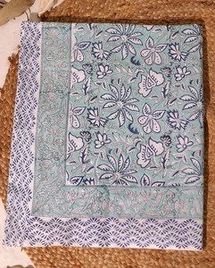 Best Selling 1-Piece Set Soft Cotton <b>Scarves</b> with Lady Design Solid Animal Floral Pattern Custom Logo Sarong - Product Image 5
