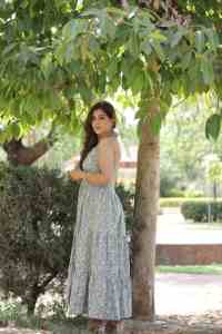 Vestido Maxi con estampado de bloque de mano indio para mujer Vestido de verano de algodón informal Estilo bohemio Vestido largo Maxi Tela de cintura natural - Product Image 3