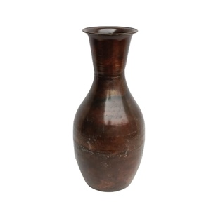 Vase à fleurs élégant en aluminium, durable, léger, fait main, base antidérapante, haute qualité, pour mariage, anniversaire, maison et bureau - Product Image 1