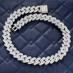 สร้อยคอแบบ Cuban Link ประดับเพชรโมอิสซาไนต์ทรงบาแกตต์ สไตล์ฮิปฮอป หรูหรา สีเงิน ของขวัญสุดพิเศษ - Product Image 1