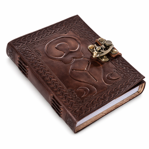 Carnets et journaux de voyage en cuir gaufré celtique, motif déesse lunaire, écologiques, à couverture rigide, avec fermoir, idéal pour cadeau - Product Image 1