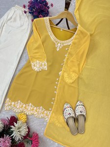 Conjunto de Kurti y Palazzo de Georgette Sintética de Diseño con Palazzo de Seda Chinon Bordado y Dupatta de Encaje Kodi de Cuatro Lados, Ropa al por Mayor - Product Image 4
