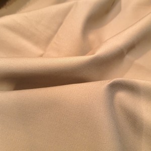 Tissu tissé extensible confortable de poids moyen, 98% coton, 2% élasthanne, finition sergé 3/1, GSM 290+/-5% après lavage, pour vêtements - Product Image 3